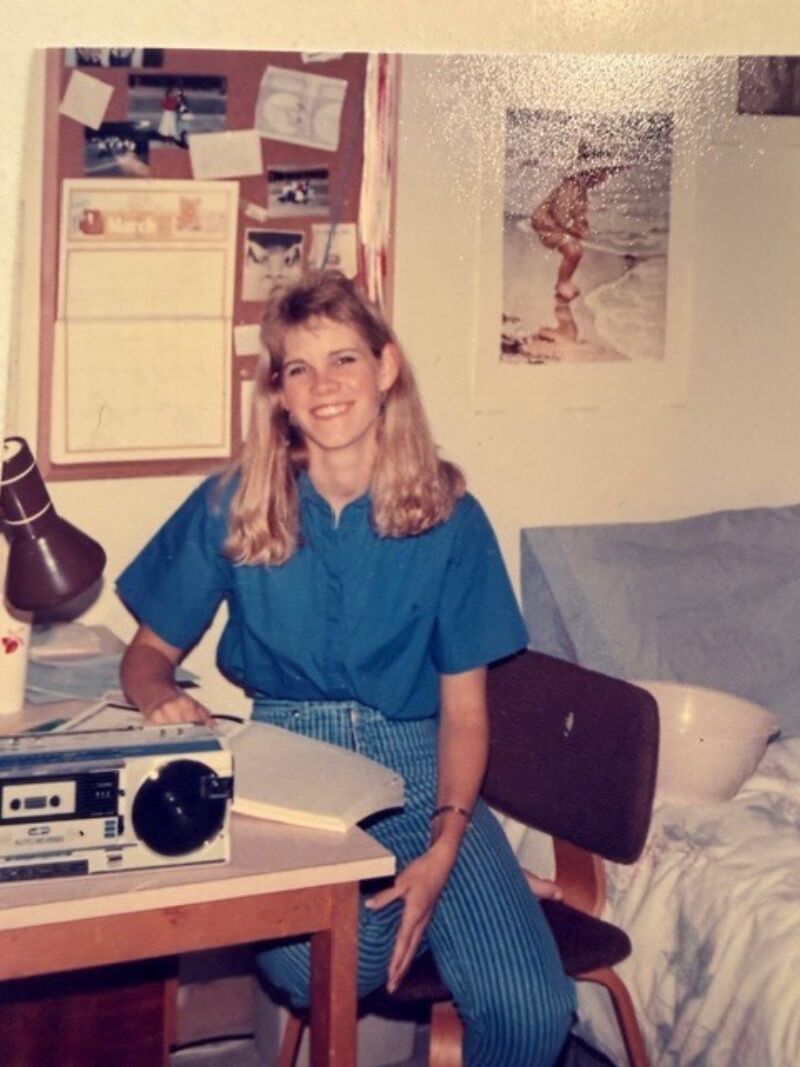 Ds dorm room 1985